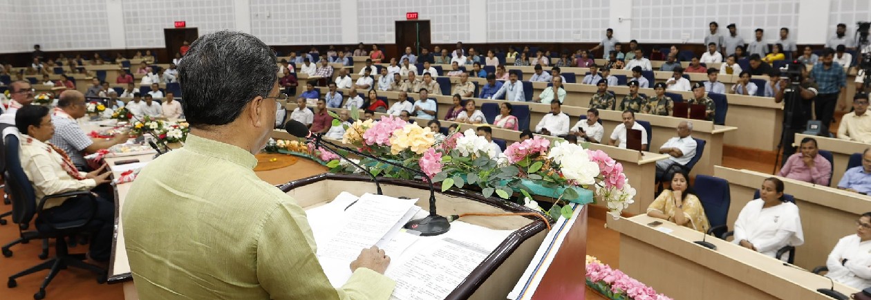 রক্তদানে এগিয়ে আসার জন্য যুব সমাজের প্রতি আহ্বান মুখ্যমন্ত্রী ডাঃ সাহার