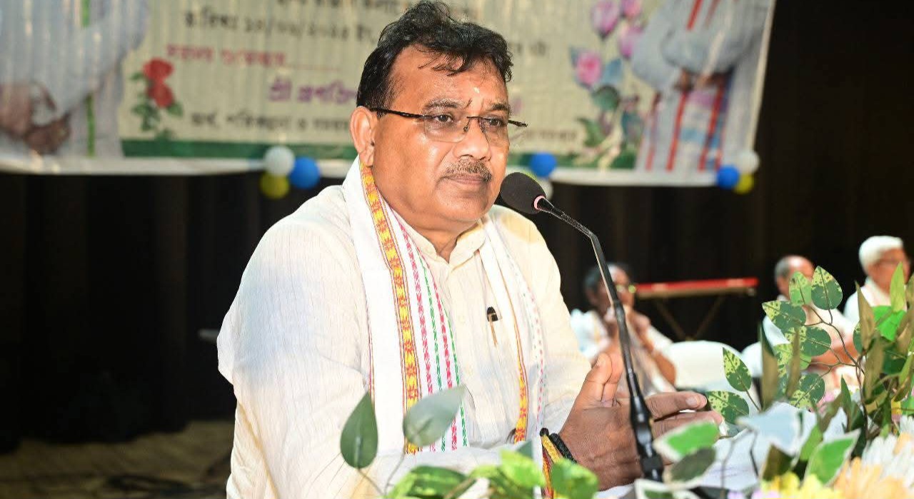 ছাত্রছাত্রীদের দায়িত্ব নিজস্ব সংস্কৃতি ও সমাজেকে সুরক্ষিত করা : অর্থমন্ত্রী প্রনজিৎ