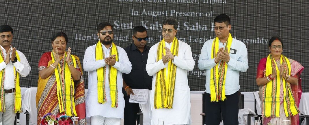 তেলিয়ামুড়ায় অত্যাধুনিক মোটর স্ট্যান্ডের উদ্বোধন করলেন মুখ্যমন্ত্রী ডাঃ সাহা