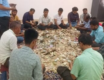 মাতাবাড়ির প্রণামী বাক্সে মিলল বিদেশী মুদ্রা, ডলার ও টাকা
