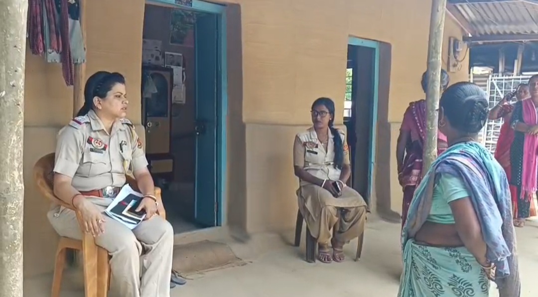 টিউশন সেন্টারে যাওয়ার পথে কিশোরীকে অপহরণ, অভিযুক্তের বাড়িতে পুলিশ
