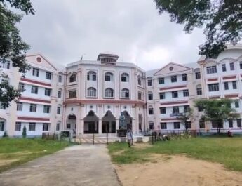 কড়া নিরাপত্তায় রবিবার নিট-ইউজি পুনঃপরীক্ষা, ত্রিপুরায় ১০ কেন্দ্রে বসছেন ৪,৭০০ পরীক্ষার্থী