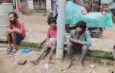 ড্রাগসের নেশায় চুরি, তিনজনকে ধরে পুলিশের দিল জনতা