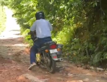 সংস্কারের অভাবে বেহাল লরি বাজার–দিনান কোবরা সড়ক, দুর্ভোগে এলাকাবাসী