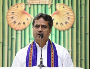 জনগণের জীবন-সম্পত্তি রক্ষায় সততা-নিষ্ঠার সঙ্গে দায়িত্ব পালনের বার্তা মুখ্যমন্ত্রীর